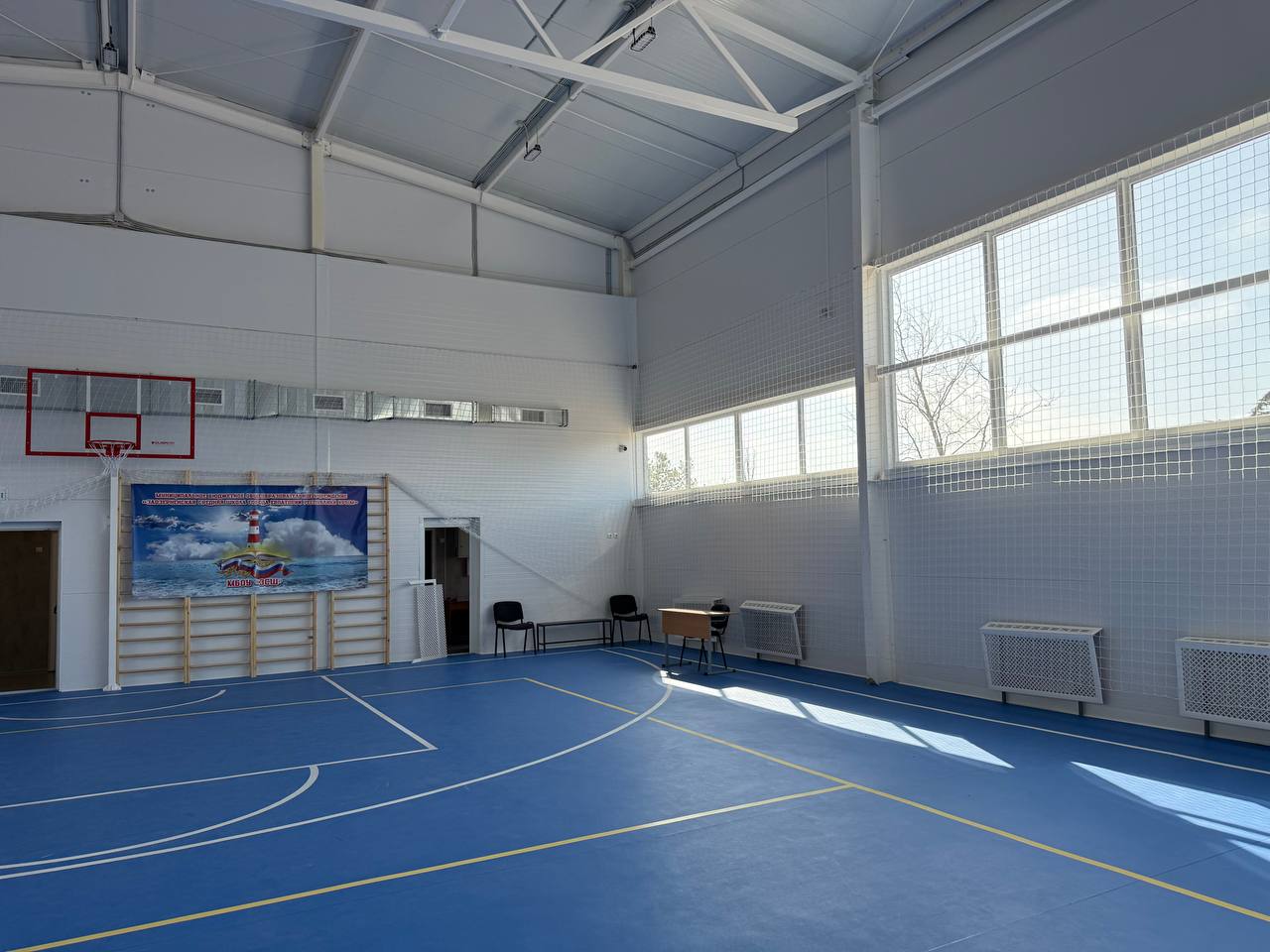 Александр Юрьев: В рамках обхода города проверил завершающееся строительство модульного спортивного зала в Заозёрненской школе Александр Юрьев: В рамках обхода города проверил завершающееся строительство модульного спортивного зала в Заозёрненской школе