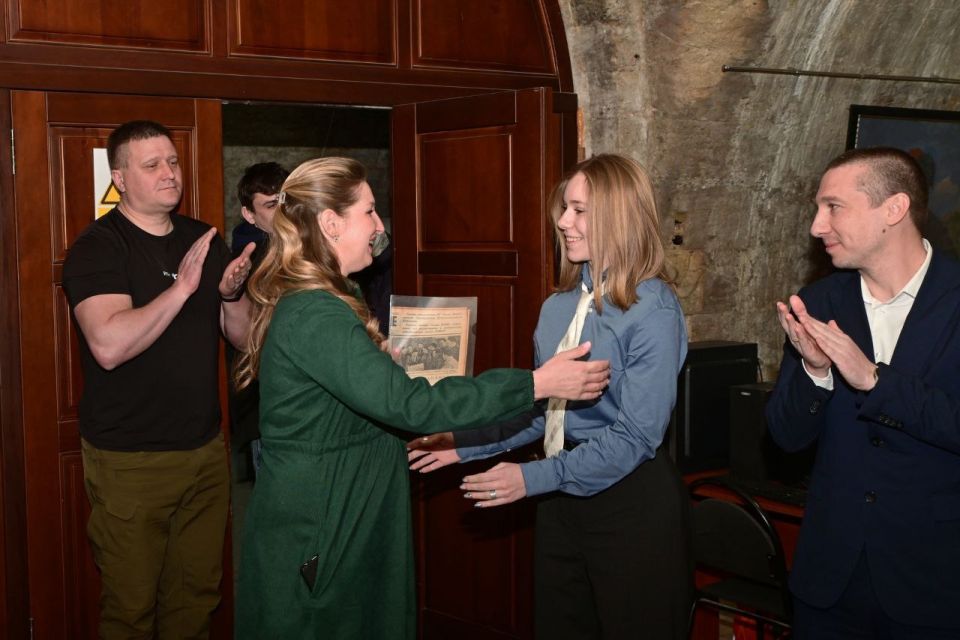 ������ ������� � ������������ �� ��� ������� � �����������