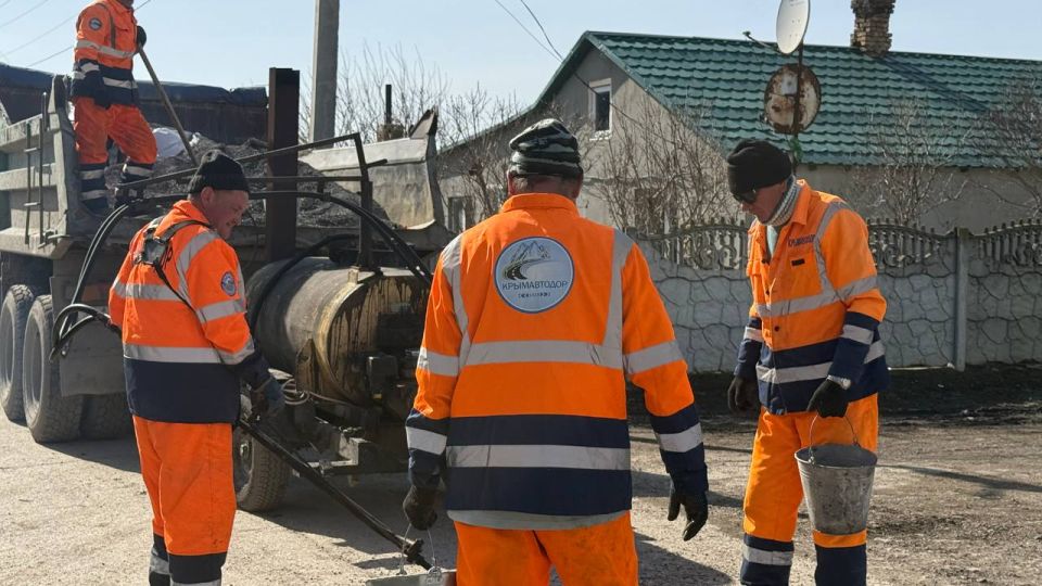 ����� ������: ������, � ������ ��������������� ����� �� ������� �������� ����, � ������������ ������ ����� ������� ������