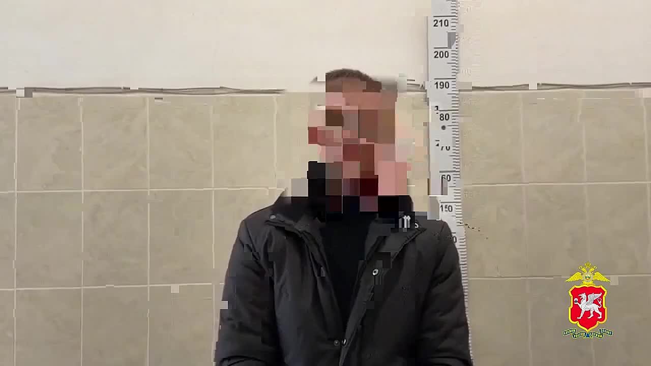 25-летний житель Севастополя задержан полицейскими Евпатории за посредничество телефонным мошенникам