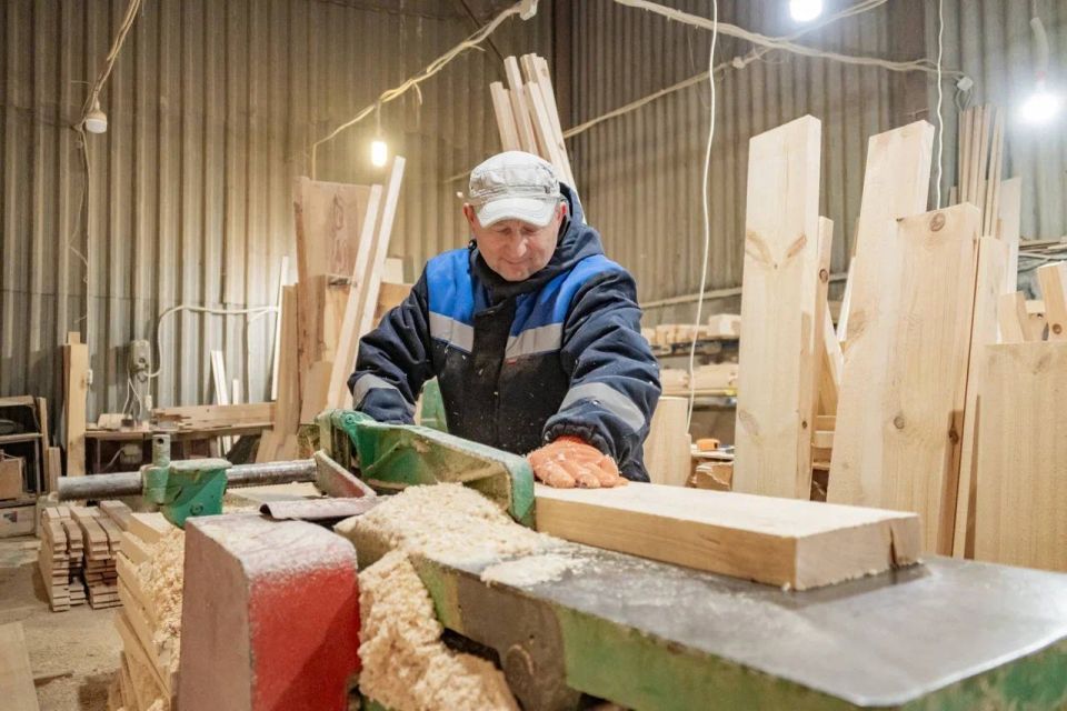 Михаил Развожаев: Севастопольский производитель мягкой мебели «НТКО» благодаря господдержке расширяет производство и укрепляет позиции на российском и международном рынках