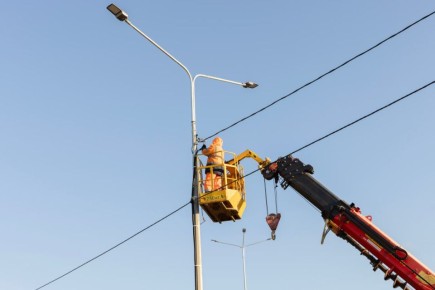Сергей Аксёнов: В феврале текущего года Министерство топлива и энергетики Республики Крым провело отбор муниципальных образований для предоставления государственной поддержки на проведение ремонта сетей уличного освещения