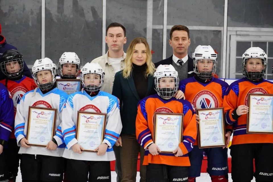 Ольга Торубарова: Наградила победителей Всероссийских соревнований «Золотая шайба»