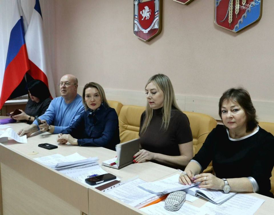 Инна Федоренко: Ни одна комиссия не заменит мать: почему мне пришлось лично говорить с родителями в Джанкойском районе! Инна Федоренко: Ни одна комиссия не заменит мать: почему мне пришлось лично говорить с родителями в Джанкойском районе!