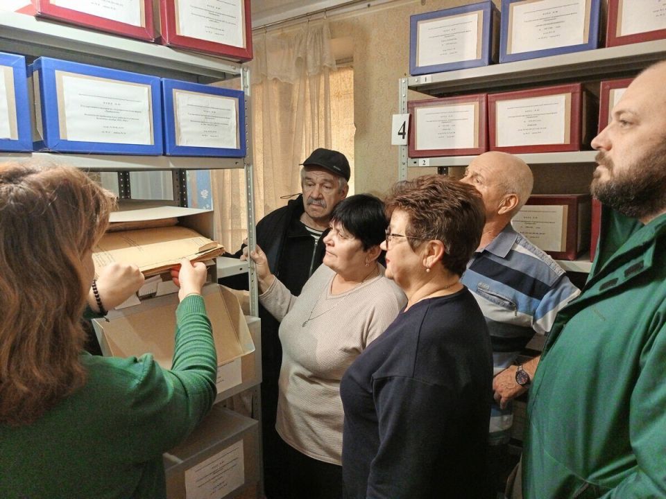 В муниципальном архиве Черноморского района прошел День открытых дверей В муниципальном архиве Черноморского района прошел День открытых дверей