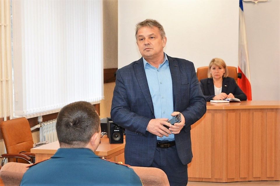 Александр Соколовский: При участии Главы муниципального образования Елены Стельмах провёл аппаратное совещание с руководителями предприятий, учреждений и организаций Александр Соколовский: При участии Главы муниципального образования Елены Стельмах провёл аппаратное совещание с руководителями предприятий, учреждений и организаций