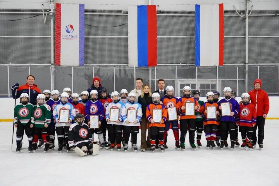 Ольга Торубарова: Наградила победителей Всероссийских соревнований «Золотая шайба» Ольга Торубарова: Наградила победителей Всероссийских соревнований «Золотая шайба»