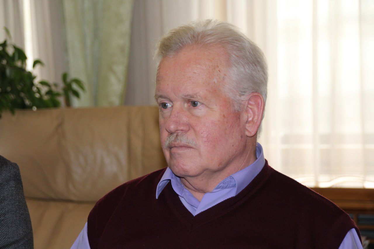 Общественная палата Крыма провела встречу с экспертом АНО «Интеграция» по вопросам информационной открытости и компетенций публичного человека Общественная палата Крыма провела встречу с экспертом АНО «Интеграция» по вопросам информационной открытости и компетенций публичного человека