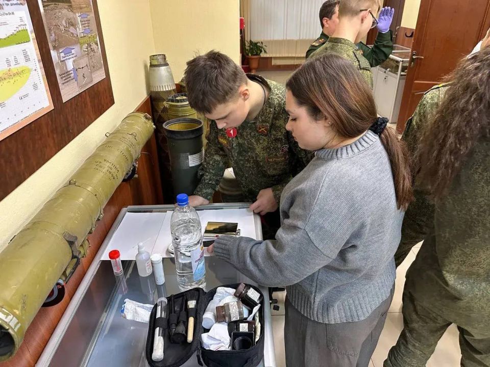 В военных следственных органах СК России продолжается работа женсоветов В военных следственных органах СК России продолжается работа женсоветов