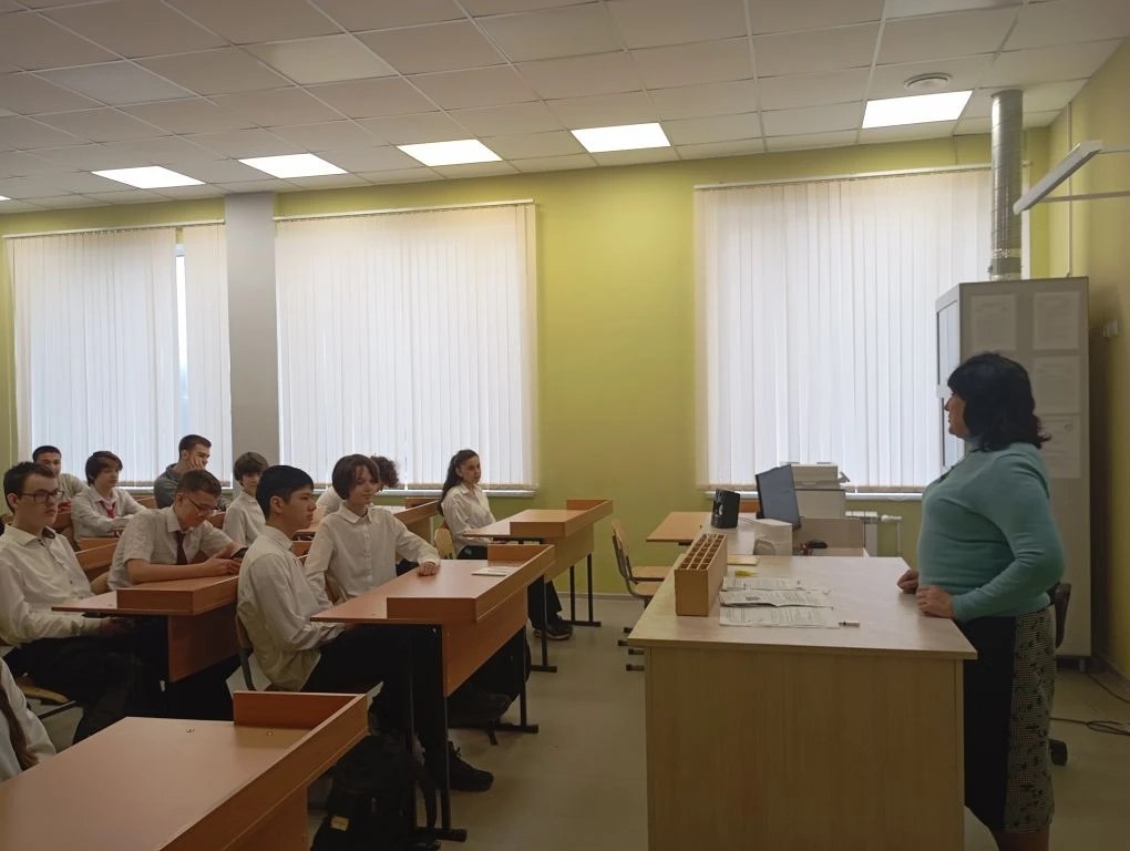 В рамках Декады архивных учреждений в Кировском районе продолжаются встречи с подрастающим поколением В рамках Декады архивных учреждений в Кировском районе продолжаются встречи с подрастающим поколением