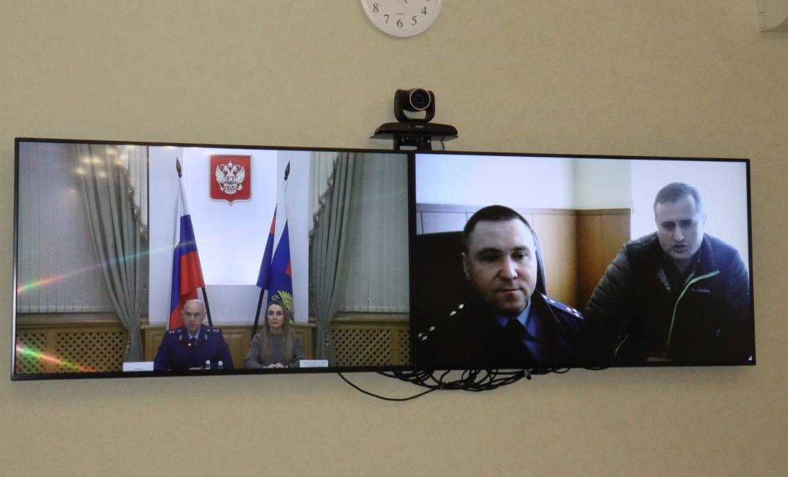 Во Всероссийский день приема предпринимателей прокурор Крыма провел тематический прием Во Всероссийский день приема предпринимателей прокурор Крыма провел тематический прием