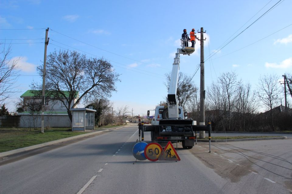 В Керчи ведется постоянная работа по обеспечению бесперебойного функционирования системы уличного освещения