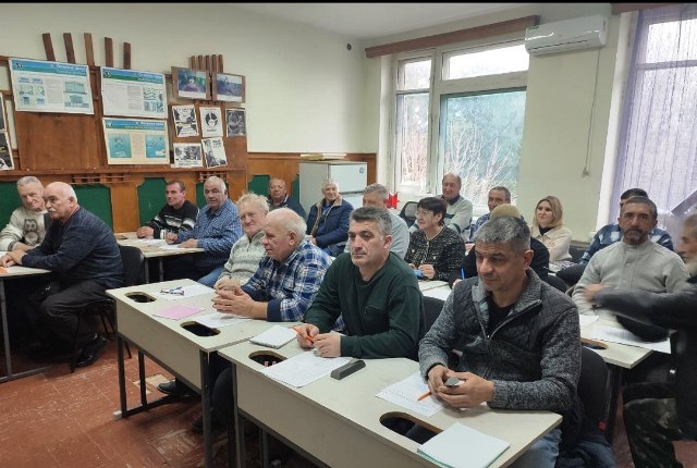 В преддверии поливного сезона в Джанкойской технической школе проходят занятия по программе «Обучение требованиям охраны труда по использованию средств индивидуальной защиты для работников предприятий, учреждений...