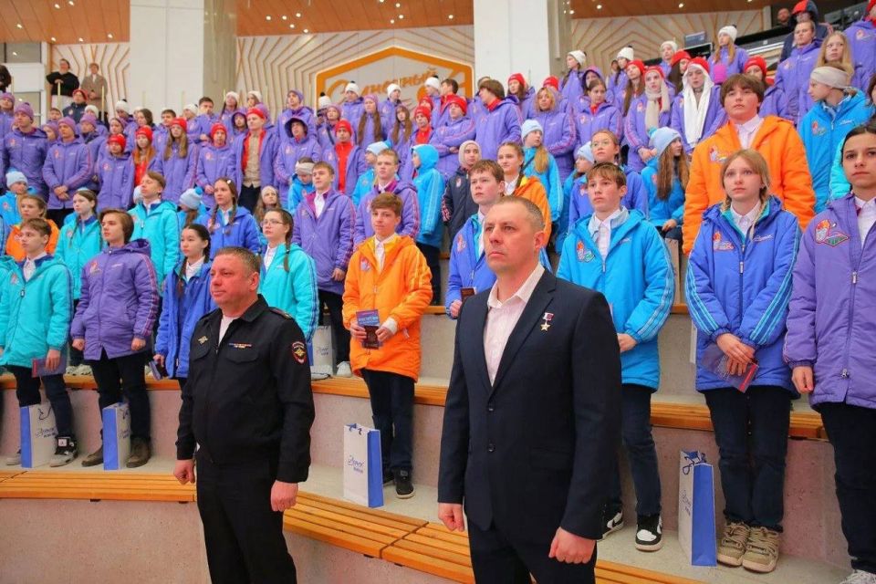 На территории лагеря «Солнечный» юным артековцам вручили первые паспорта На территории лагеря «Солнечный» юным артековцам вручили первые паспорта