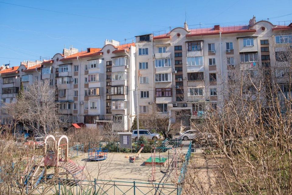 Михаил Развожаев: Продолжаем приводить в порядок севастопольские крыши