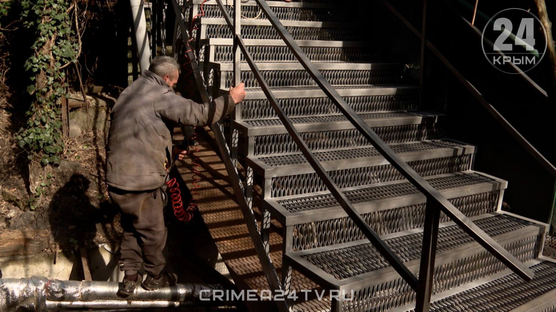 В преддверии курортного сезона в Южной столице Крыма обновляют инфраструктуру на пути к морю В преддверии курортного сезона в Южной столице Крыма обновляют инфраструктуру на пути к морю