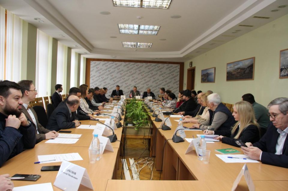 Начало формирования нового состава обсудили в Общественной палате Крыма Начало формирования нового состава обсудили в Общественной палате Крыма