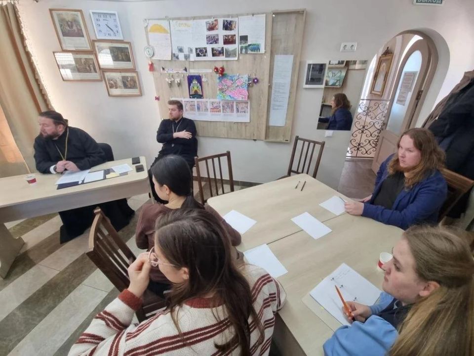 В Симферополе прошла интеллектуальная игра «Зерно Истины» для молодёжи В Симферополе прошла интеллектуальная игра «Зерно Истины» для молодёжи