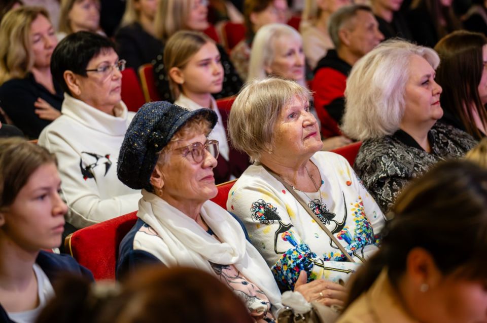В Евпатории состоялся праздничный концерт, посвященный Международному женскому дню В Евпатории состоялся праздничный концерт, посвященный Международному женскому дню