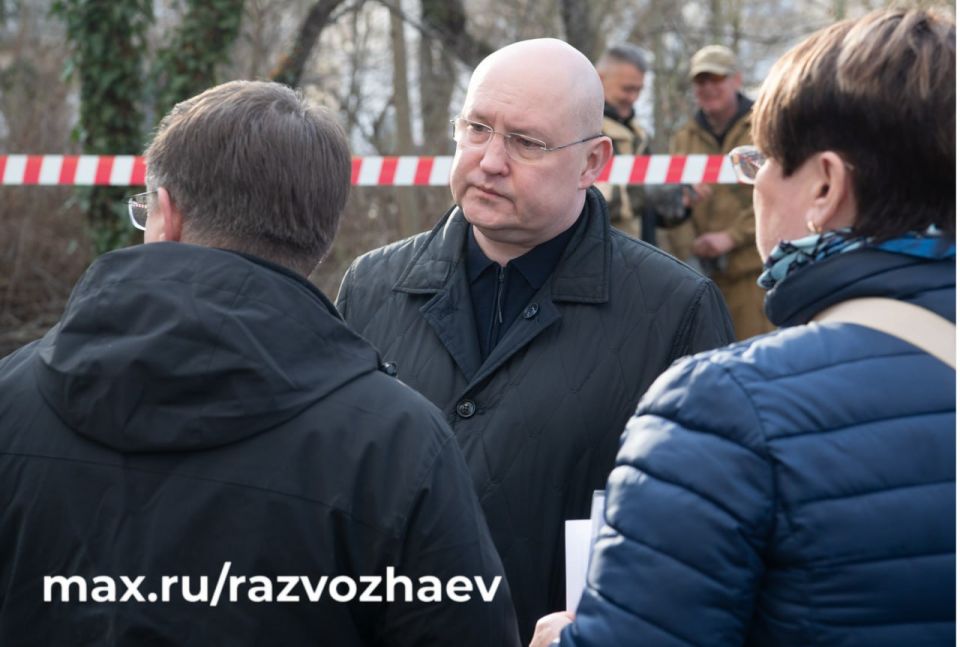 Михаил Развожаев: С утра работал на Ефремова, 8. Это дом, который принял на себя основной удар ночной атаки ВСУ