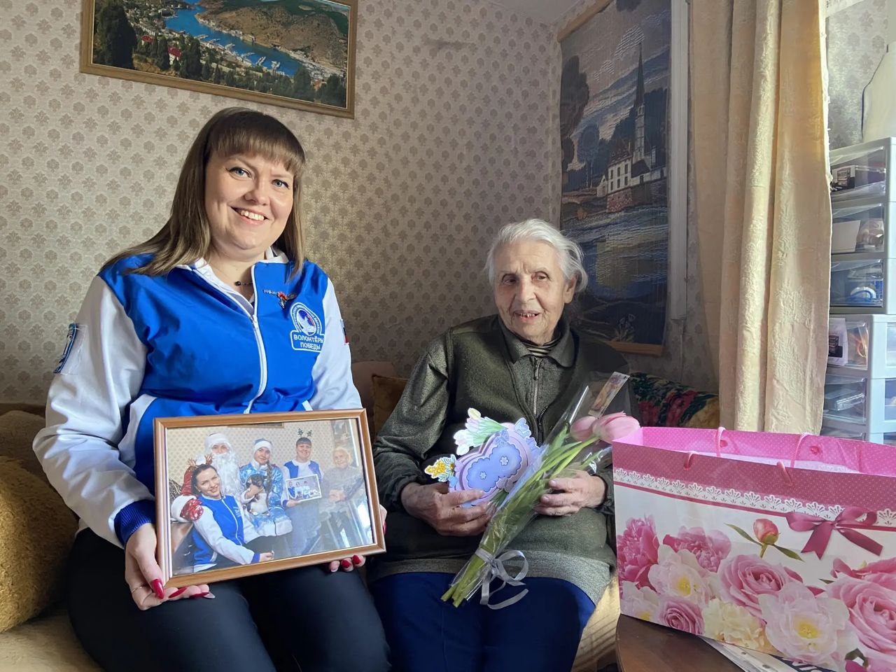 Счастье — видеть их улыбки! Счастье — видеть их улыбки!