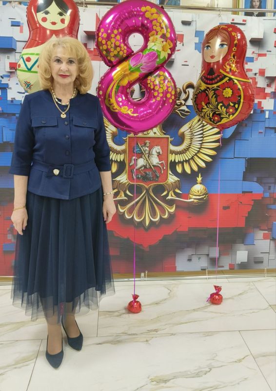 Эммилия Леонова: Дорогие женщины!. Поздравляю Вас с прекрасным весенним праздником-Днём 8 Марта! Этот весенний праздник олицетворяет собой красоту и любовь Эммилия Леонова: Дорогие женщины!. Поздравляю Вас с прекрасным весенним праздником-Днём 8 Марта! Этот весенний праздник олицетворяет собой красоту и любовь