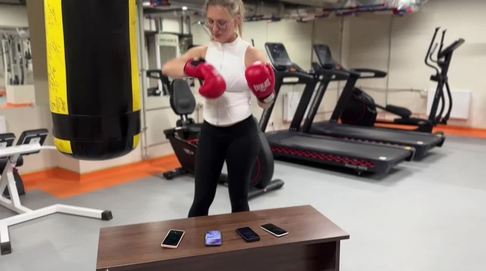 Они удивительным образом совмещают серьезные должности в погонах и ответственную работу с воспитанием детей, ведением хозяйства, спортом и творчеством, заботой о ближних