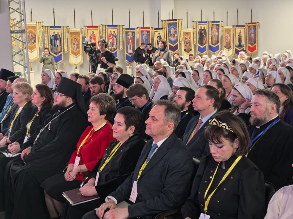 Екатерина Алтабаева: Приняла участие в Первом съезде сестер милосердия Крыма и Новороссии Екатерина Алтабаева: Приняла участие в Первом съезде сестер милосердия Крыма и Новороссии