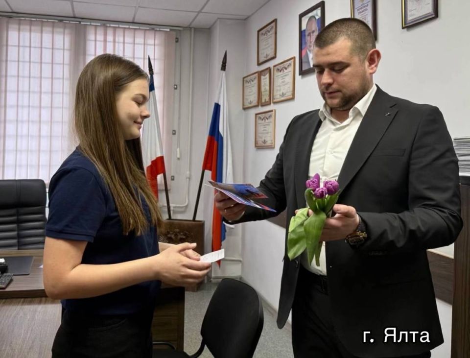 �8 ����� � � ������ ���: �����, �������� � ������ � �����