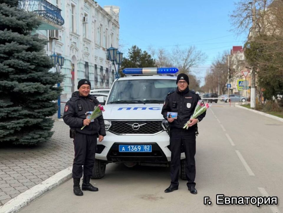 �8 ����� � � ������ ���: �����, �������� � ������ � �����