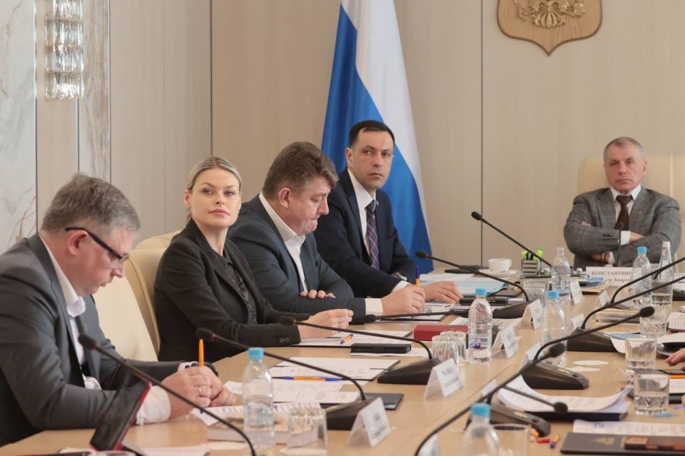 Наталья Звёнзек: Депутаты должны постоянно участвовать в жизни своих избирателей путём налаживания прямого диалога Наталья Звёнзек: Депутаты должны постоянно участвовать в жизни своих избирателей путём налаживания прямого диалога
