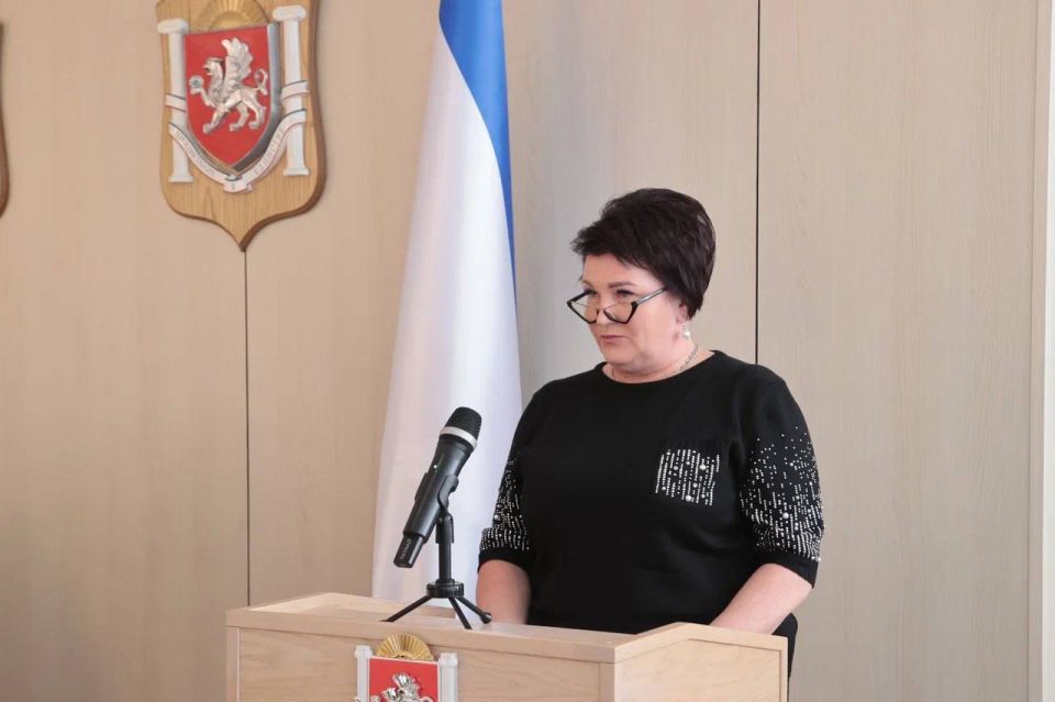 В крымском парламенте состоялось очередное заседание Президиума В крымском парламенте состоялось очередное заседание Президиума