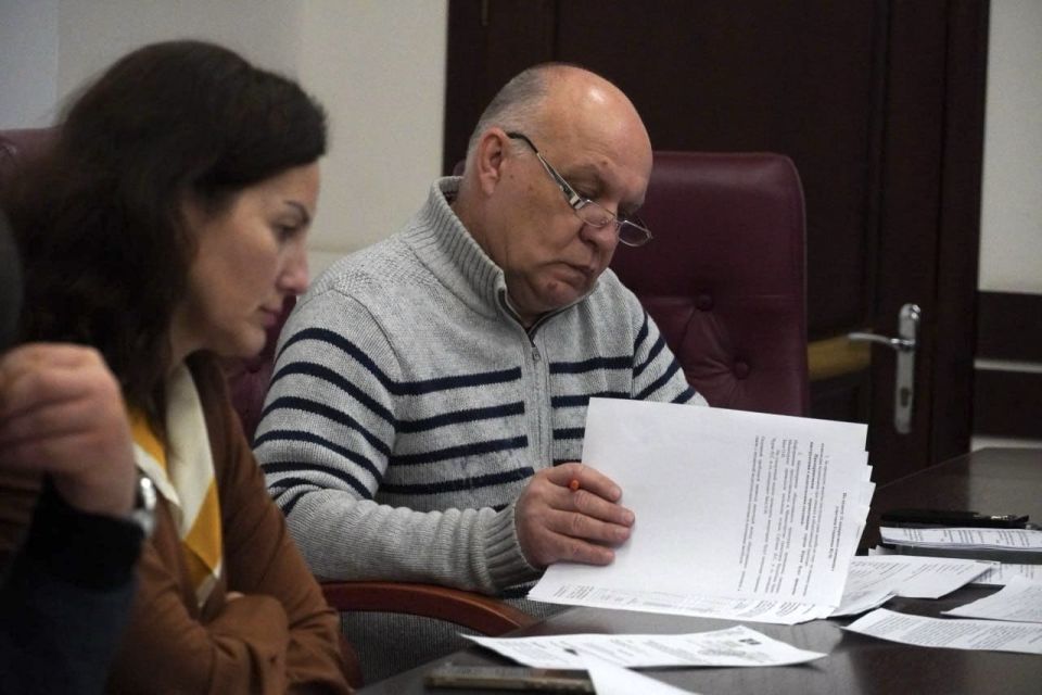 Рабочую неделю глава администрации Керчи Олег Каторгин начал с аппаратного совещания с заместителями и руководителями структурных подразделений администрации Рабочую неделю глава администрации Керчи Олег Каторгин начал с аппаратного совещания с заместителями и руководителями структурных подразделений администрации