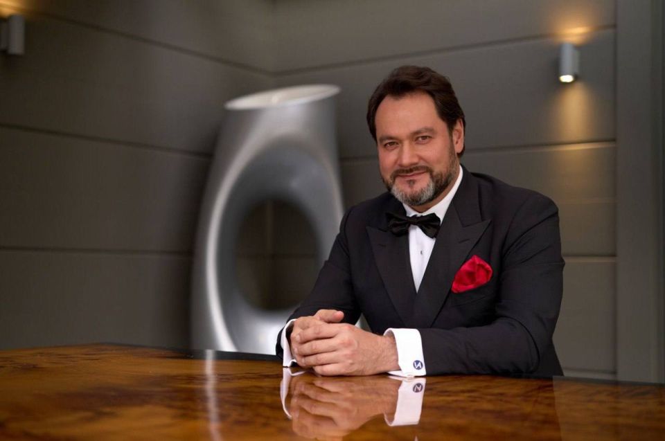 ������ ���������� ��������� ������������ ����� � �����-����������