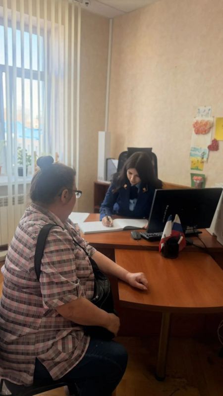 11 марта 2026 года исполняющий обязанности заместителя прокурора города Симферополя Диляна Бариева провела личный прием граждан в органе опеки и попечительства по адресу: город Симферополь, ул. Самокиша, 30 11 марта 2026 года исполняющий обязанности заместителя прокурора города Симферополя Диляна Бариева провела личный прием граждан в органе опеки и попечительства по адресу: город Симферополь, ул. Самокиша, 30