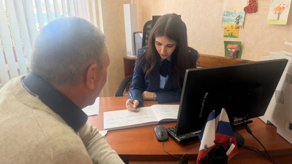 11 марта 2026 года исполняющий обязанности заместителя прокурора города Симферополя Диляна Бариева провела личный прием граждан в органе опеки и попечительства по адресу: город Симферополь, ул. Самокиша, 30 11 марта 2026 года исполняющий обязанности заместителя прокурора города Симферополя Диляна Бариева провела личный прием граждан в органе опеки и попечительства по адресу: город Симферополь, ул. Самокиша, 30