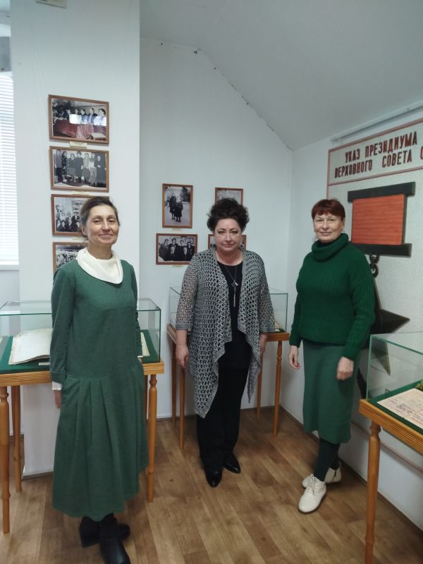Специалисты муниципального архива г. Судака продолжают сотрудничество с музеем-заповедником «Судакская крепость» Специалисты муниципального архива г. Судака продолжают сотрудничество с музеем-заповедником «Судакская крепость»