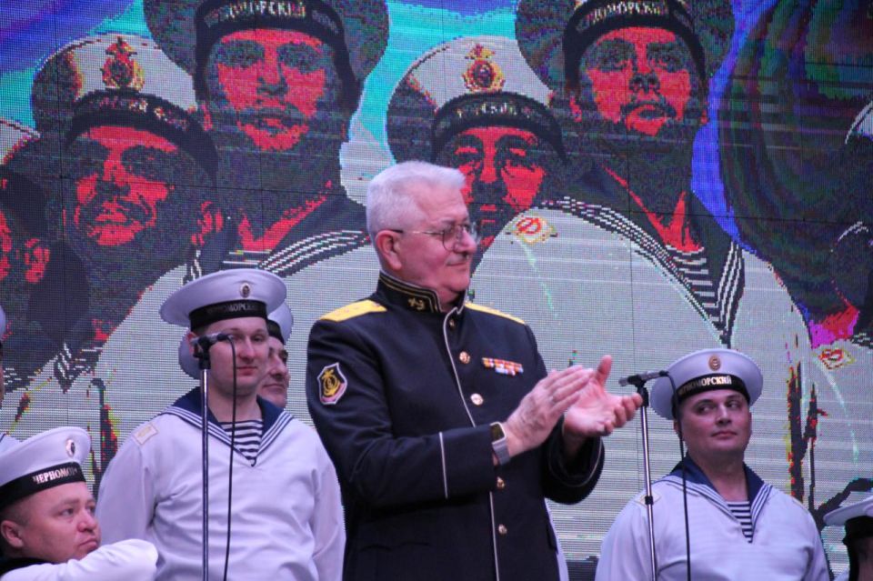 Члены Общественной палаты Крыма стали зрителями благотворительного концерта в поддержку участников СВО Члены Общественной палаты Крыма стали зрителями благотворительного концерта в поддержку участников СВО
