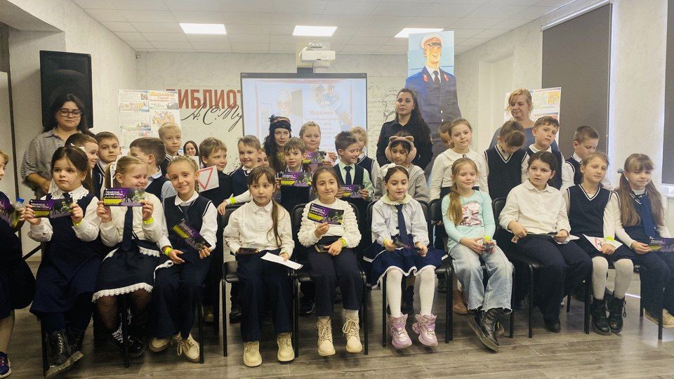 «Маленьким пешеходам - большое внимание»