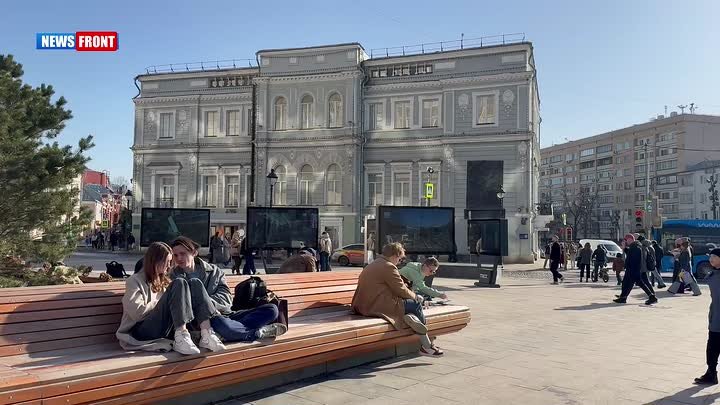 В Москве открылась масштабная фотовыставка "Крым в моем сердце"