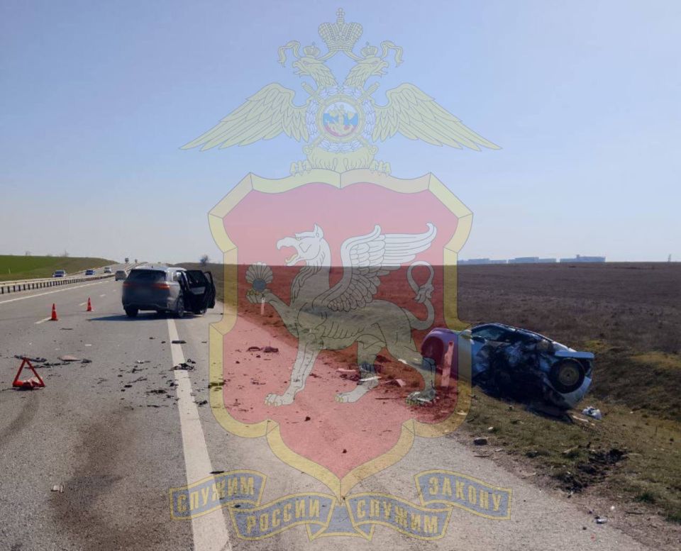 ДТП на трассе Симферополь — Евпатория ДТП на трассе Симферополь — Евпатория