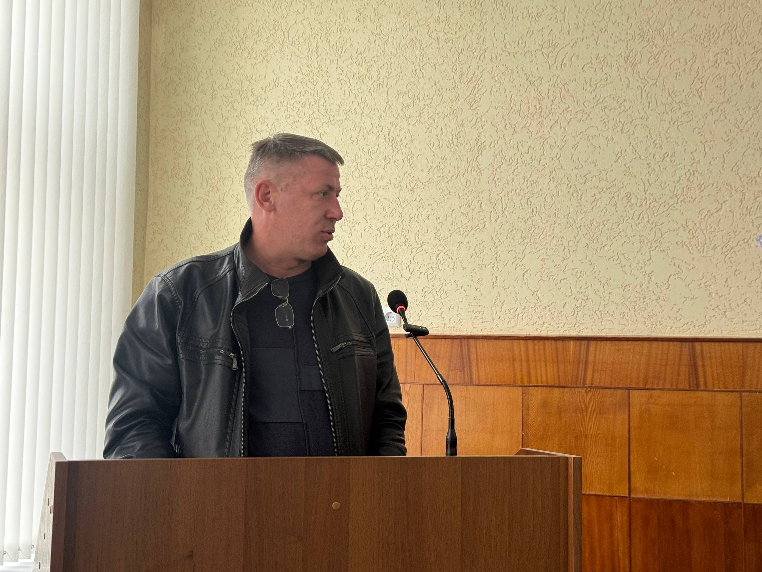 Александр Дудинов: Понедельник, как обычно, начался с аппаратного совещания с руководителями структурных подразделений и служб района Александр Дудинов: Понедельник, как обычно, начался с аппаратного совещания с руководителями структурных подразделений и служб района