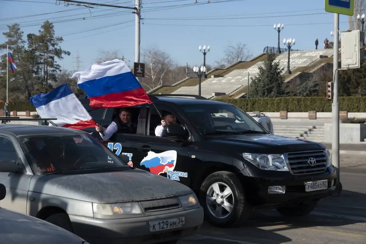 Кирилл Чебышев: Принимаю участие в автопробеге "Крым – Россия! Навсегда!", который приурочен 12-й годовщине воссоединения полуострова с Россией Кирилл Чебышев: Принимаю участие в автопробеге "Крым – Россия! Навсегда!", который приурочен 12-й годовщине воссоединения полуострова с Россией