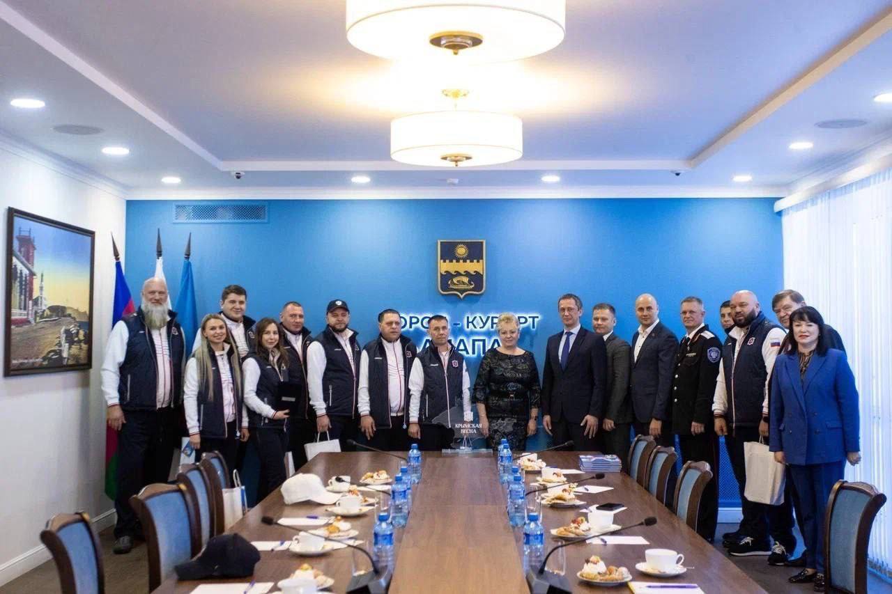 Кирилл Чебышев: Принимаю участие в автопробеге "Крым – Россия! Навсегда!", который приурочен 12-й годовщине воссоединения полуострова с Россией Кирилл Чебышев: Принимаю участие в автопробеге "Крым – Россия! Навсегда!", который приурочен 12-й годовщине воссоединения полуострова с Россией