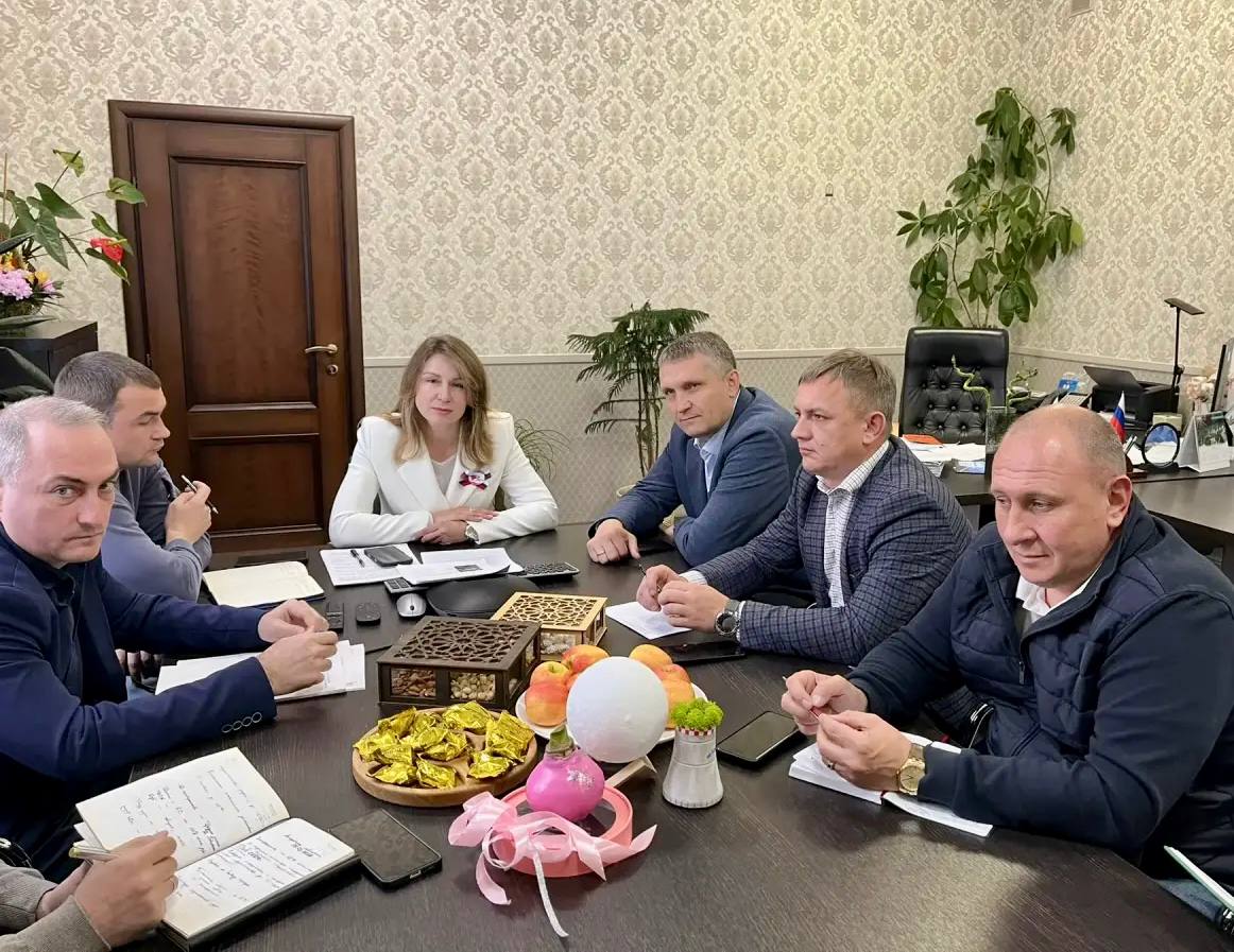 Заместитель министра экологии и природных ресурсов Республики Крым Наталья Лисовская приняла участие в совещании под руководством заместителя Председателя Совета министров Республики Крым Ольги Шевцовой по вопросу перехода к...