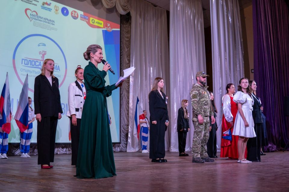 В Симферополе прошел грандиозный концерт с участием ветеранов спецоперации В Симферополе прошел грандиозный концерт с участием ветеранов спецоперации