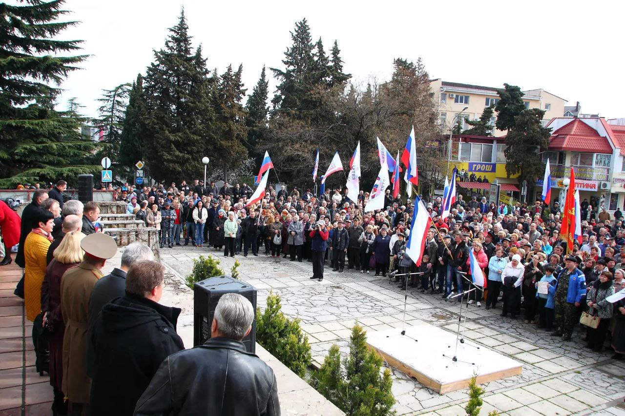 Галина Огнёва: Дорогие алуштинцы!. Примите искренние поздравления с 12-летней годовщиной Общекрымского референдума Галина Огнёва: Дорогие алуштинцы!. Примите искренние поздравления с 12-летней годовщиной Общекрымского референдума