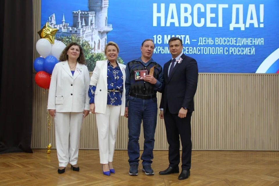 Константин Шимановский: Торжественное собрание, приуроченное к Дню воссоединения Крыма с Россией! Константин Шимановский: Торжественное собрание, приуроченное к Дню воссоединения Крыма с Россией!
