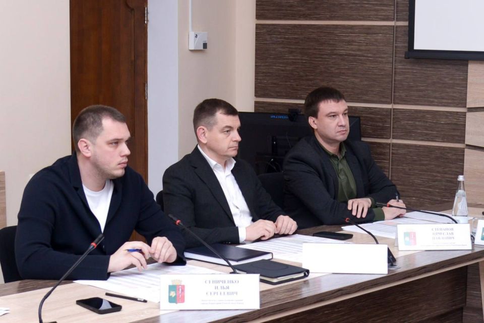 Александр Юрьев: Решение проблемных вопросов многоквартирных домов – одна из самых приоритетных задач на сегодняшний день Александр Юрьев: Решение проблемных вопросов многоквартирных домов – одна из самых приоритетных задач на сегодняшний день