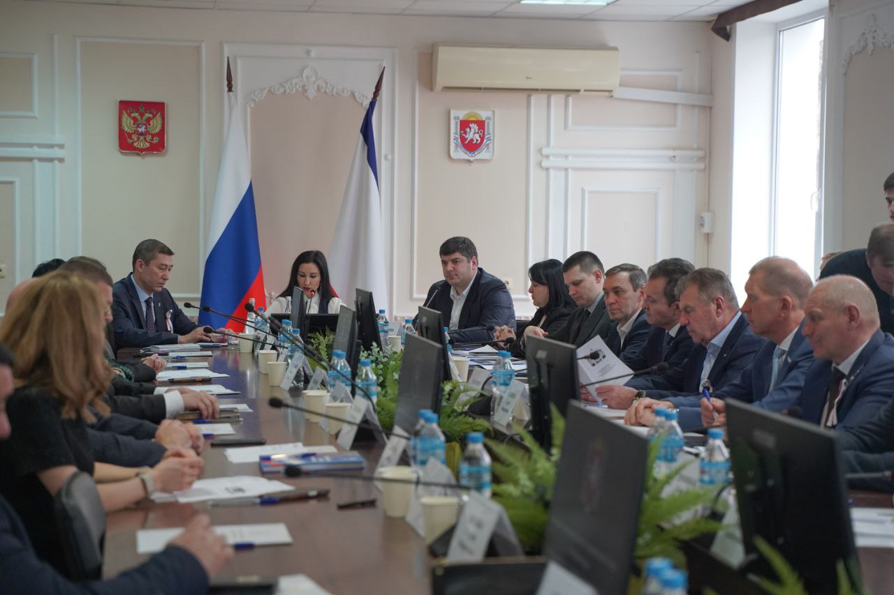 В Крымском инженерно-педагогическом университете имени Февзи Якубова состоялось выездное заседание Комитета Госсовета Крыма по промышленности, торговле и предпринимательству В Крымском инженерно-педагогическом университете имени Февзи Якубова состоялось выездное заседание Комитета Госсовета Крыма по промышленности, торговле и предпринимательству